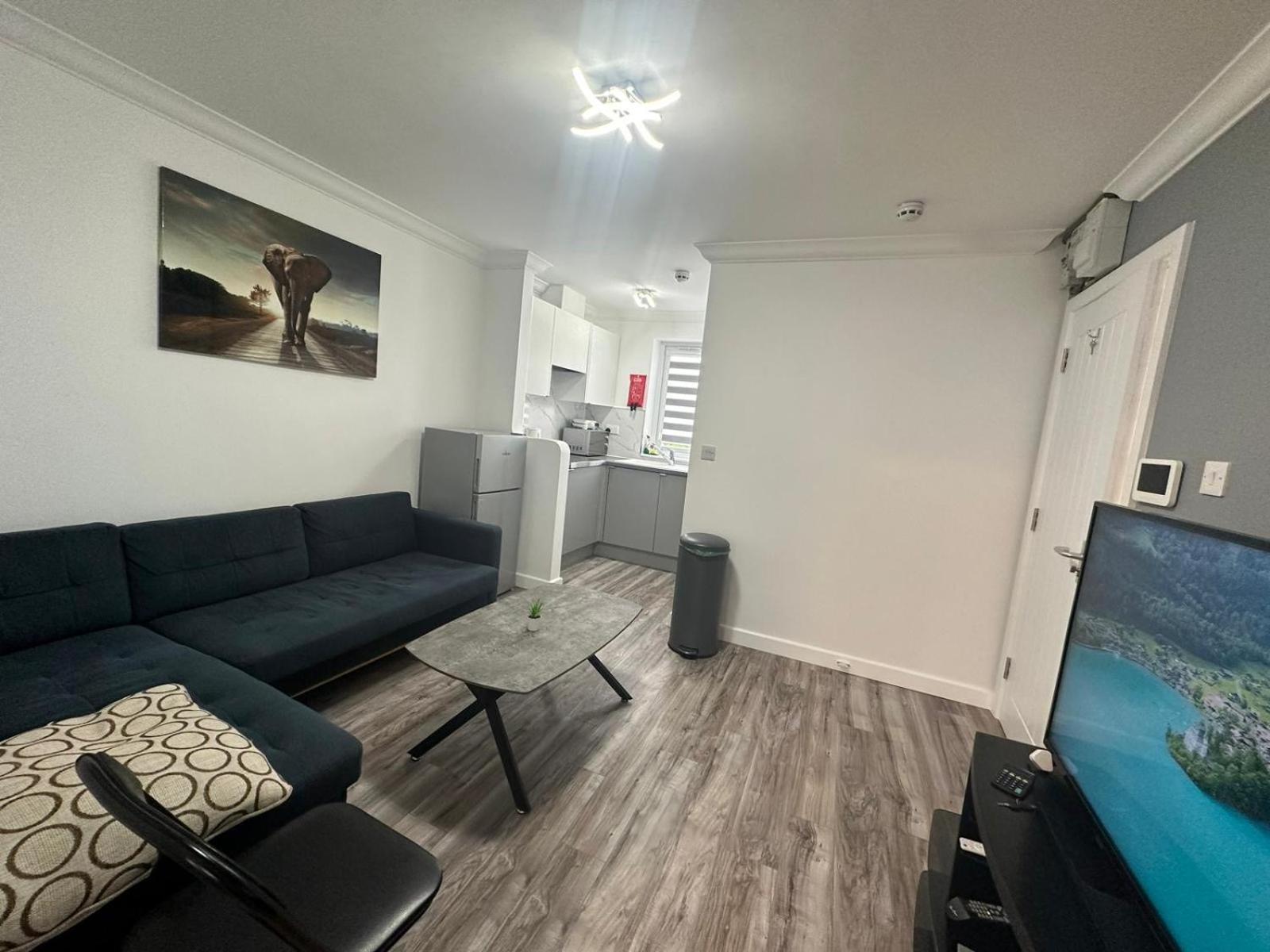 Lamorna Luton  Exteriér fotografie